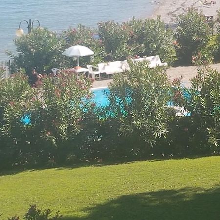 Casa Di Ludovica Appartement Manerba del Garda Buitenkant foto