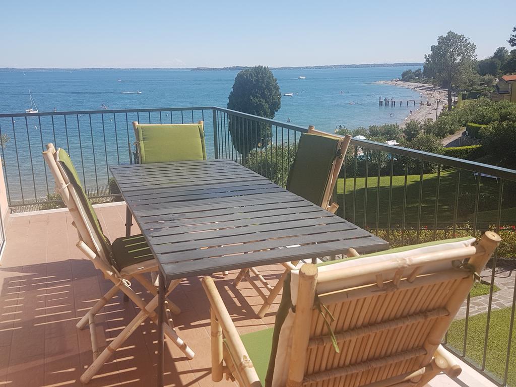 Casa Di Ludovica Appartement Manerba del Garda Buitenkant foto
